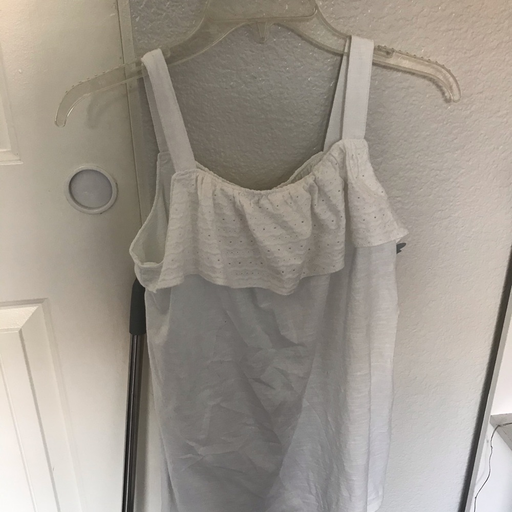white flowey tank top ( cat and jack)